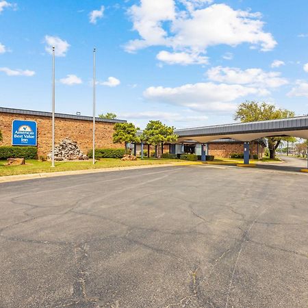 Americas Best Value Inn Fort Worth/Hurst Richland Hills Exterior photo