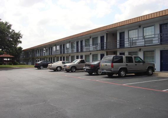 Americas Best Value Inn Fort Worth/Hurst Richland Hills Exterior photo